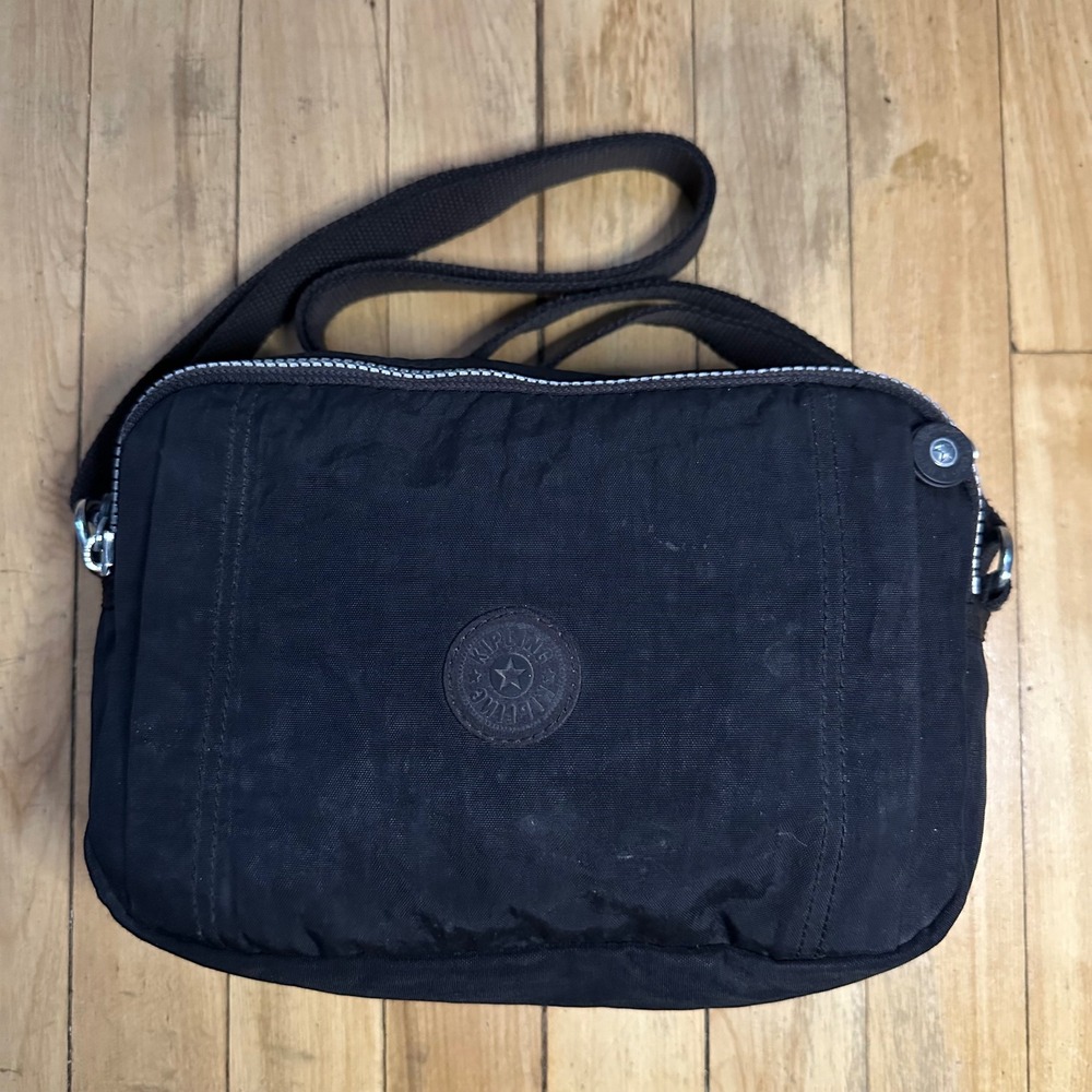Kipling Benci Black Nylon Crossbody Bag‎ Adjustable Strap Multiple Zippers